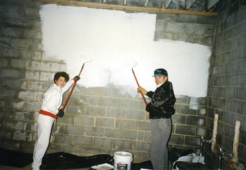 painting bathrooms